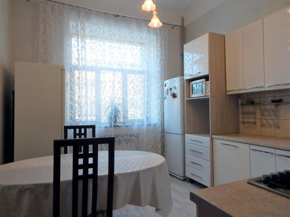 2-Х Квартира Поруч З Сумською, Госпіталь, Парк Центральний Charkiw Exterior foto