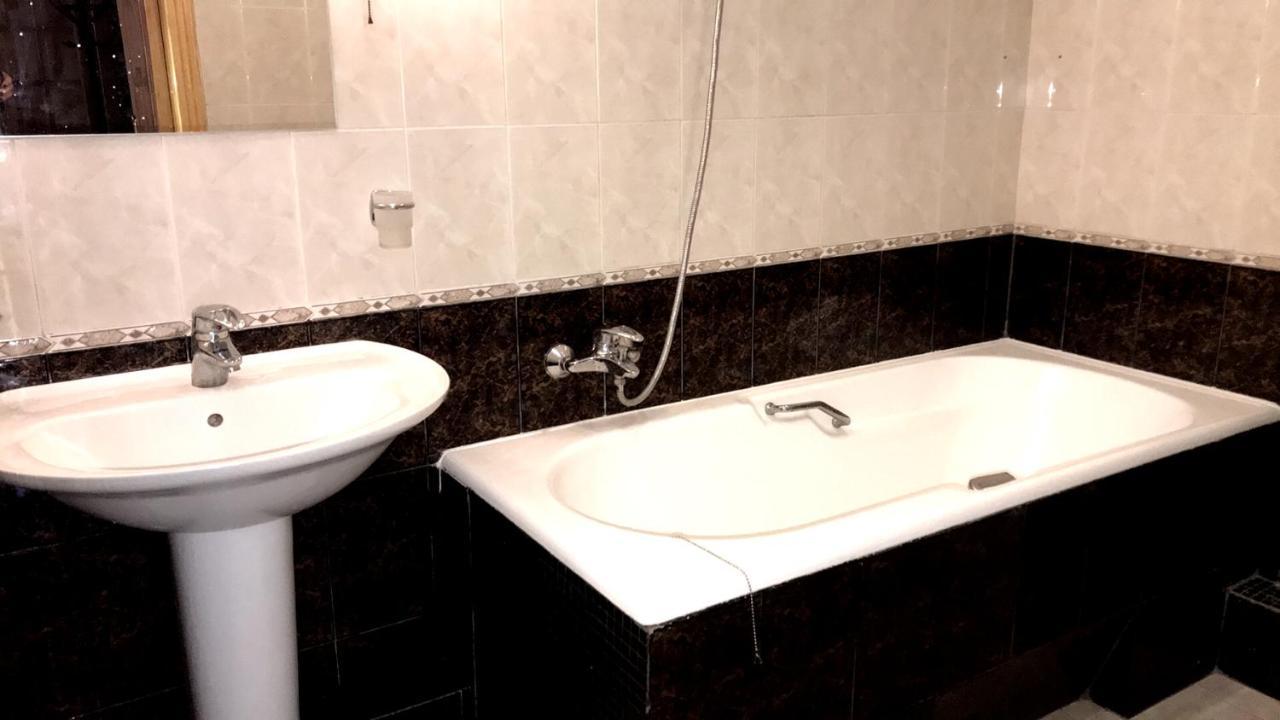2-Х Квартира Поруч З Сумською, Госпіталь, Парк Центральний Charkiw Exterior foto